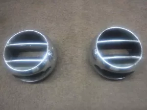 1955,56,57,58 Chevrolet, Pontiac Dash Air Conditioning Vent Round Housing Used - Picture 1 of 12