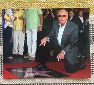 Adam West signiertes Autogramm 8x10 Foto Batman - Familienmann - USA - Bild 1 von 1