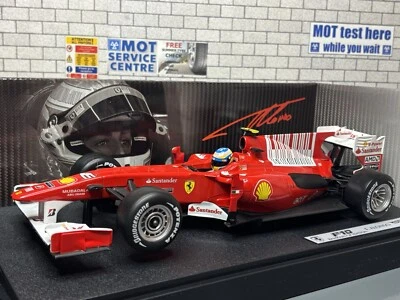 1:18 Hot Wheels F1 Fórmula 1 Ferrari 2010 F10 Bahrein #8 Fernando Alonso *raro* Foto 1 de 4