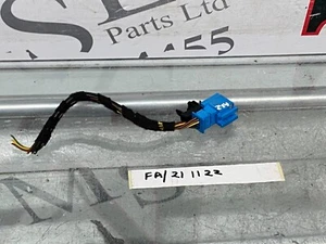 (AS) MERCEDES BENZ WIRING LOOM HARNESS PLUG CONNECTOR A2215450428 BLUE - Picture 1 of 6
