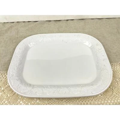 Прямоугольное сервировочное блюдо Corning Vineyard Trellis H15 15 дюймов x 11,5 дюйма белое  - Изображение 1 из 4