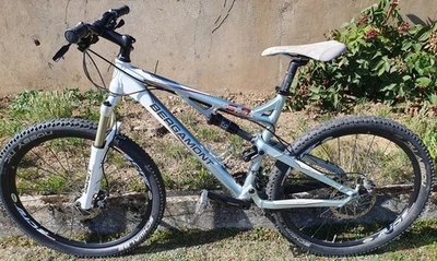 Bergamont Mountainbike vollgefedert, Schaltung Shimano Deore XT, Scheibenbremsen - Bild 1 von 4