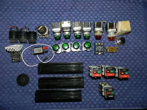 Lot of 27 Switches Indic Other New & Used GE Cutler Ham A.B. Potter Brum Promac - Picture 1 of 12