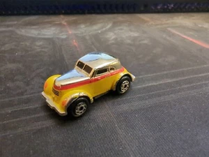 Vintage Micro Machines ‘37 Cord Classy Chromer Yellow Chrome Red 1989 - Picture 1 of 4