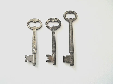 3 Antique Skeleton Keys Sargent Co #12 Corbin H685 & One other Key Rustic Cover