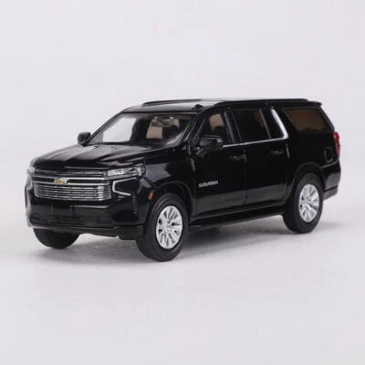 Chevrolet Suburban preto fundido modelo de carro brinquedo presente escala 1/64 MASDI - Imagem 1 de 4