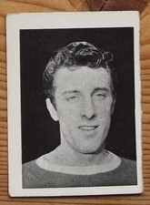 A&BC FOOTBALLERS 1966-67 BLACK & WHITE SMALL NO 5 ALBERT BENNET NEWCASTLE UNITED