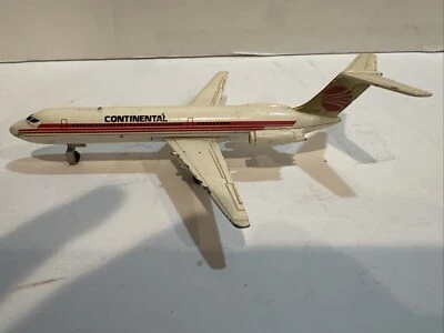 1987 Ertl Jet Tran Continental DC-9 Diecast Commercial Airliner Airplane/ 1:400 - Image 1 of 4