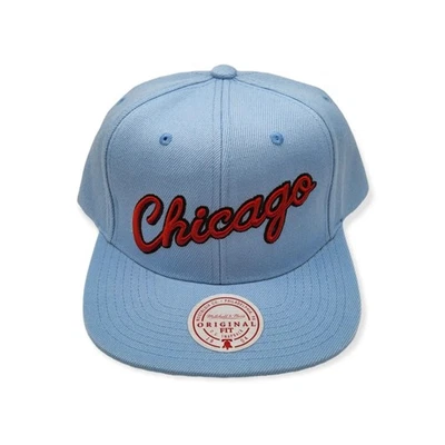 Mitchell & Ness Light Blue NBA Chicago Bulls Core Basic HWC Snapback - OSFA - Image 1 of 4