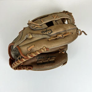 Guante de béisbol Wilson A9831 cuero softbol Joan Joyce autógrafo modelo derecho 11" - Imagen 1 de 9