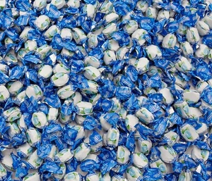 COLOMBINA Delicate Mint Drops, Bulk Mini Breath Freshening Mints (2 Pounds) Sale - Picture 1 of 10