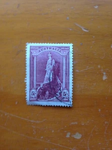 1938 AUSTRALIA CORONATION ROBES 5/- USED - Picture 1 of 24