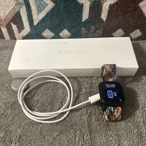 Apple Watch Series 10 46 mm noir de jais boîte d'origine / papiers - Photo 1 sur 13