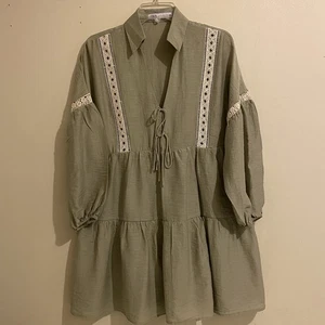 Zara Women’s Long Puff Sleeves Green Front Low Cut Flared Mini Dress Size XS - Picture 1 of 11