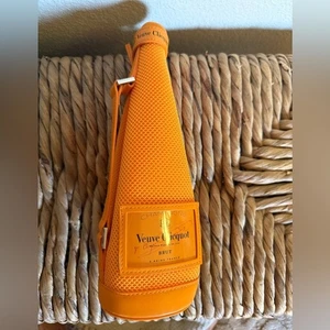 New veuve Clicquot Orange Champagne Bottle CoverSleeve yellow orange jacket zip - Picture 1 of 10