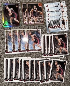 2025-26 Topps Kasparas Jakucionis SP RC Lot/25 Rainbow Holo Foil 45th Heat ROY - Bild 1 von 1