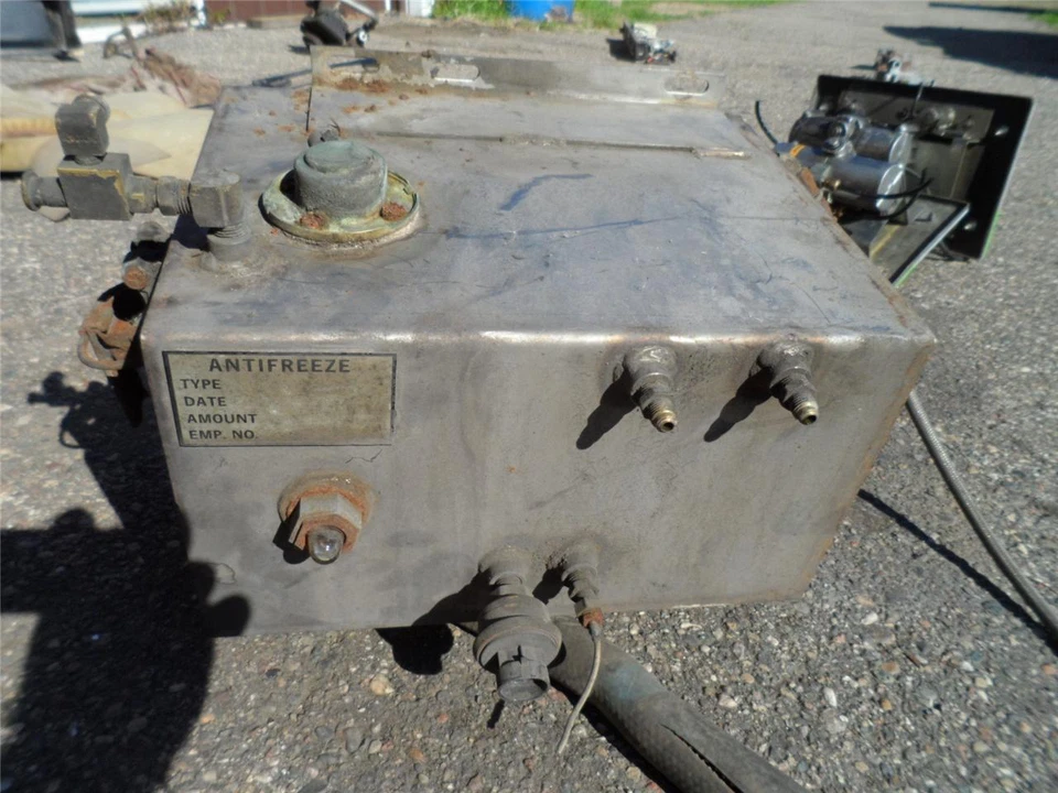GILLIG PHANTOM CITY TRANSIT BUS COOLANT ANTIFREEZE TANK/RESERVOIR Foto 1 de 1