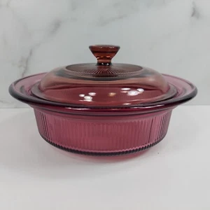 VISIONS Cranberry Bowl & Lid 24 oz 750ml Serving Vegetable Soup Corning USA - Picture 1 of 8