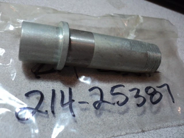 Yamaha DT1 1968-70, DT1MX eje de rueda trasera piñón nuevo fabricante de equipos originales P/N 214-25387-00 Foto 1 de 1