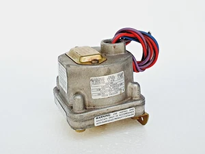 BARKSDALE D1H-A80 MEMBRAN MECHANISCHER DRUCKSCHALTER 0,5 bis 80 PSI # NEU - Bild 1 von 8