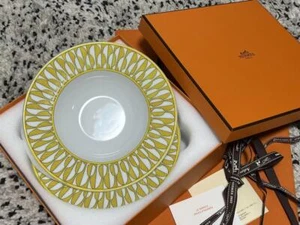 Hermes Soleil d'Hermes Soup Plate Yellow Sun Tableware 2 set Dinner Auth Box New - Picture 1 of 11
