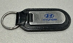 1 X GENUINE HYUNDAI MAIN DEALER CAR KEY FOB KEY RING METAL & LEATHER - Picture 1 of 2