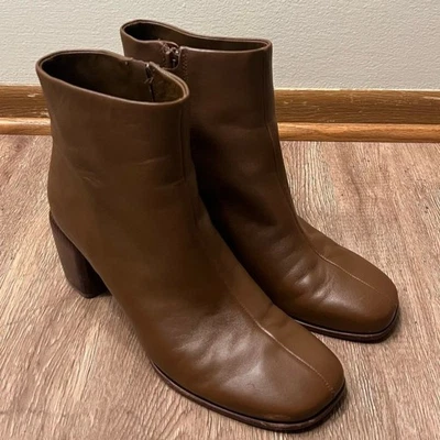 Botines Vince Maggie de cuero genuino tacón bloque de madera talla 10M Foto 1 de 4