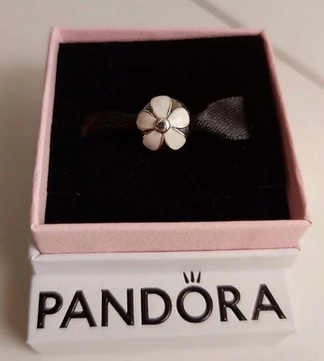 Clip Pandora margherite delicate. Come nuovo, mai usato. Fuori produzione - Immagine 1 di 4