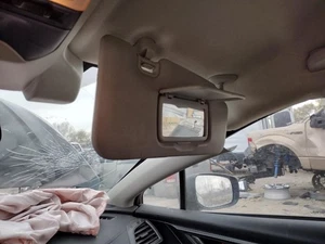 Parasol de pasajero con sistema de preaccidente mira para ojos se adapta a 17-23 IMPREZA 1254384 - Imagen 1 de 12