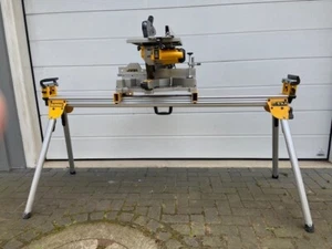 Kapp- und Gehrungssäge DE WALT D27112 - Bild 1 von 5