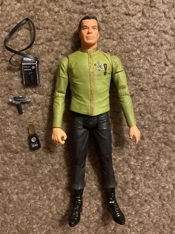 Diamond Select Star Trek TOS Space Seed Captain James T. Kirk Figure Cover