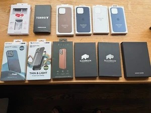 Douze coques iPhone 15 Pro Max - Toutes compatibles MagSafe - Photo 1 sur 1