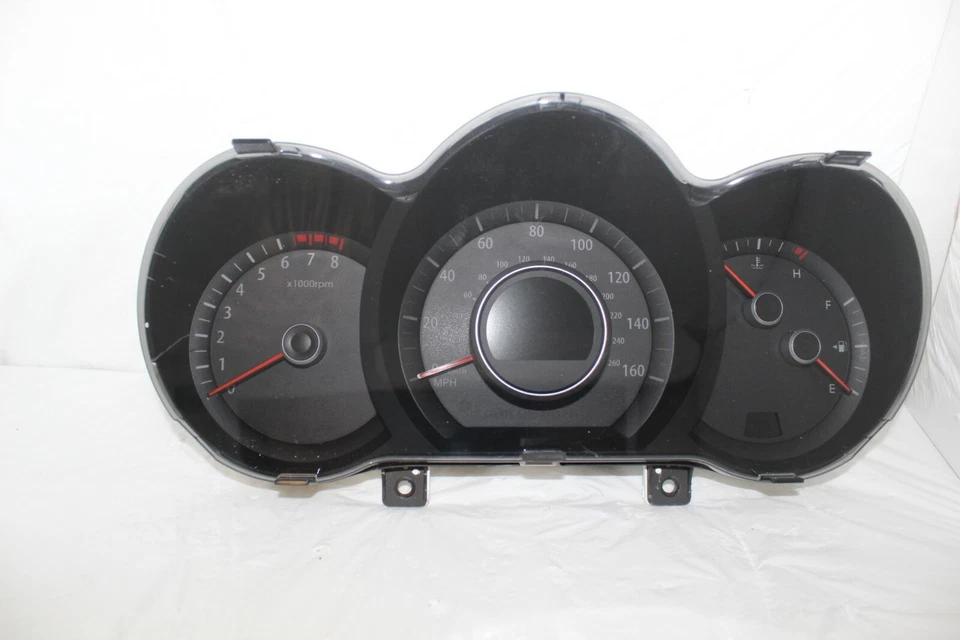 Cuadro de instrumentos velocímetro medidor panel de instrumentos Kia Optima 2011 51.406 millas Foto 1 de 4