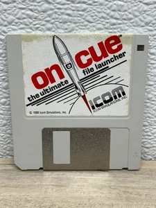 1988 Icom Simulations ON CUE The Ultimate File Launcher 3.5" Floppy Disc For Mac - Picture 1 of 3