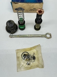 NOS Ford C70Z‑2004‑D Master Cylinder Repair Kit – 1967‑71 Mustang Falcon Fairlan - Picture 1 of 8
