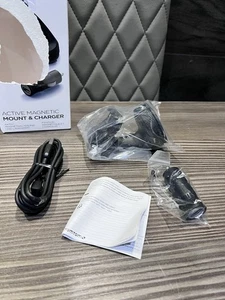 TomTom Active Magnetic Mount & Charger for 520 620 GO Professional Sat Nav USB - Picture 1 of 5