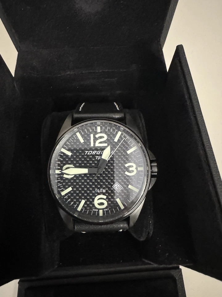 Reloj Torgoen T10 esfera carbono negra correa de cuero. Caja sin papeles Foto 1 de 4