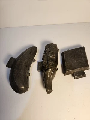 3 moldes de helado antiguos, hechos de peltre macizo grueso. Son bisagras, utilizables Foto 1 de 4