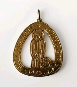 Sterling Silver Pendant St George Chapel 1475-1975 Medallion Necklace Vintage - Picture 1 of 13