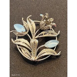 Beautiful Vintage Enzell Sterling Floral Brooch Two Faux Blue Moonstone Stones - Picture 1 of 6