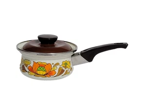 Sanko Ware 1 Qt Country Flowers Porcelain Enamelware Pan w/ Lid ~ Vintage Japan - Picture 1 of 14