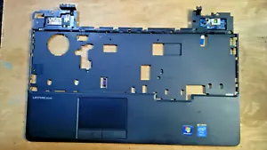 DELL LATITUDE E5540 PALMREST + TOUCHPAD + POWER SWITCH BOARD DP/N A136L6 - Picture 1 of 2