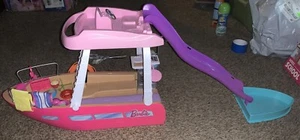 Muñecas Barbie Dream Boat con accesorios - Imagen 1 de 6