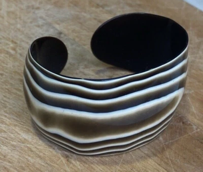 Made in France Brown & White Horn Child's Bangle Cuff - Image 1 of 4
