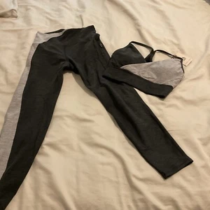 CONJUNTO ROPA DEPORTIVA SINCERAMENTE JULES LEGGINGS TOBILLO SUJETADOR TALLA PEQUEÑA GRIS NUEVO CON ETIQUETAS - Imagen 1 de 9