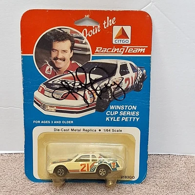 Kyle Petty Autographed Citgo Ford Winston Cup Series Nascar 1/64 DieCast New - Image 1 of 4