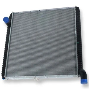 Radiator Fits International 5000 5500 5600 5900 Series 04-09 2509895C2 1S180138 - Picture 1 of 3