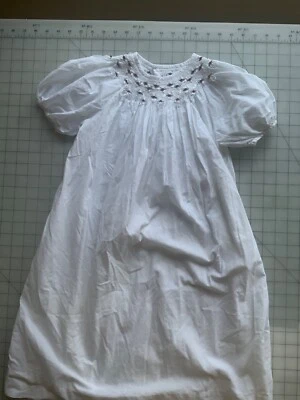 Girls Smocked hand embroidered Dress Long 16 inch across front - Image 1 of 2