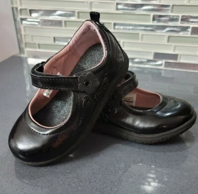 Vestido plano negro talla 7 Carters para niña pequeña Foto 1 de 4