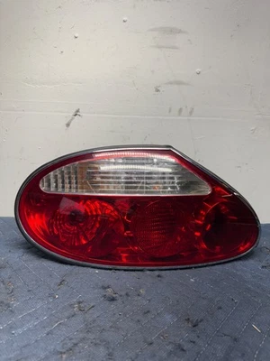 01-06 Jaguar X100 XKR XK8 luz trasera izquierda conductor lámpara LJE4901AA OEM 89k Foto 1 de 4